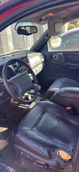 2000 Dodge Durango 1st Gen - Image 4 of 5