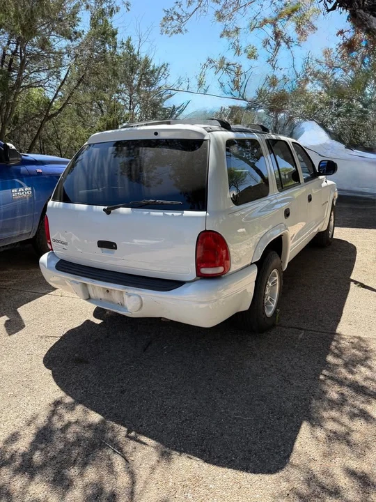 2000 Dodge Durango 1st Gen - Image 2 of 9