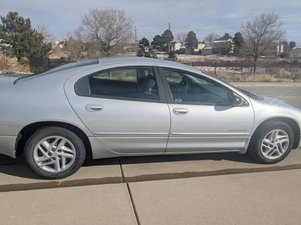 2000 Dodge Intrepid - Image 2 of 7
