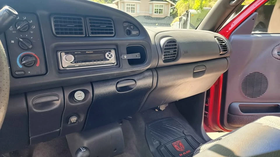 2000 Dodge Ram 2nd Gen - Image 13 of 20