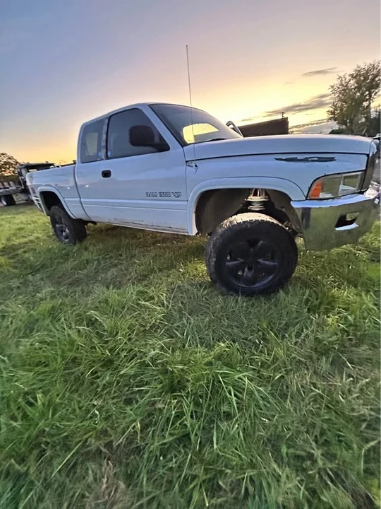 2000 Dodge Ram 2nd Gen - Image 3 of 16