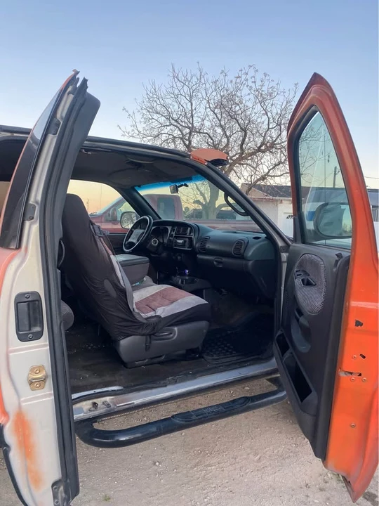 2000 Dodge Ram 2nd Gen - Image 3 of 11