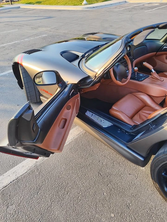 2000 Dodge Viper 2nd Gen - Image 7 of 19