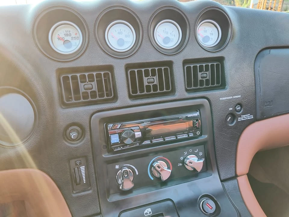 2000 Dodge Viper 2nd Gen - Image 9 of 19