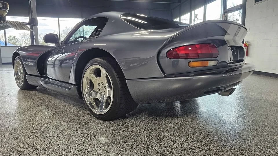 2000 Dodge Viper GTS 2nd Gen - Image 5 of 18