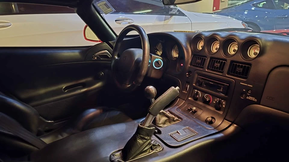 2000 Dodge Viper 2nd Gen - Image 8 of 8