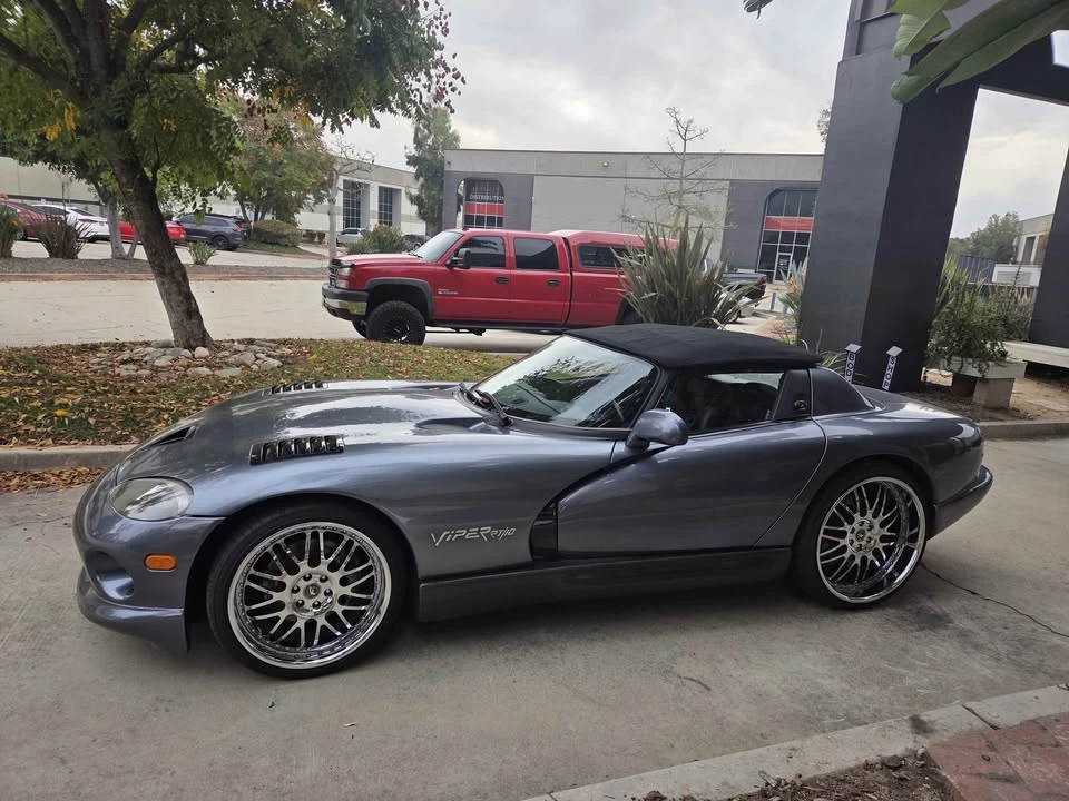 2000 Dodge Viper 2nd Gen - Image 3 of 10