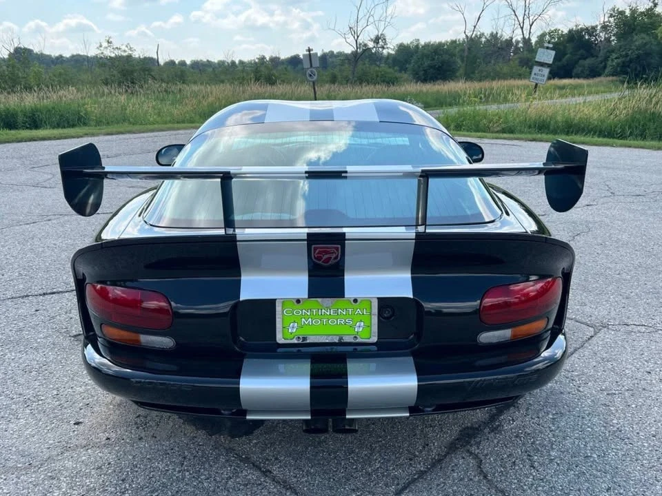 2000 Dodge Viper GTS 2nd Gen - Image 4 of 17