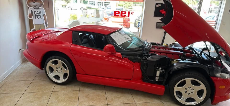 2000 Dodge Viper 2nd Gen - Image 9 of 10