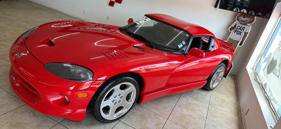 2000 Dodge Viper 2nd Gen - Image 3 of 10