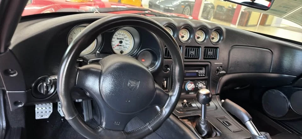 2000 Dodge Viper 2nd Gen - Image 5 of 10