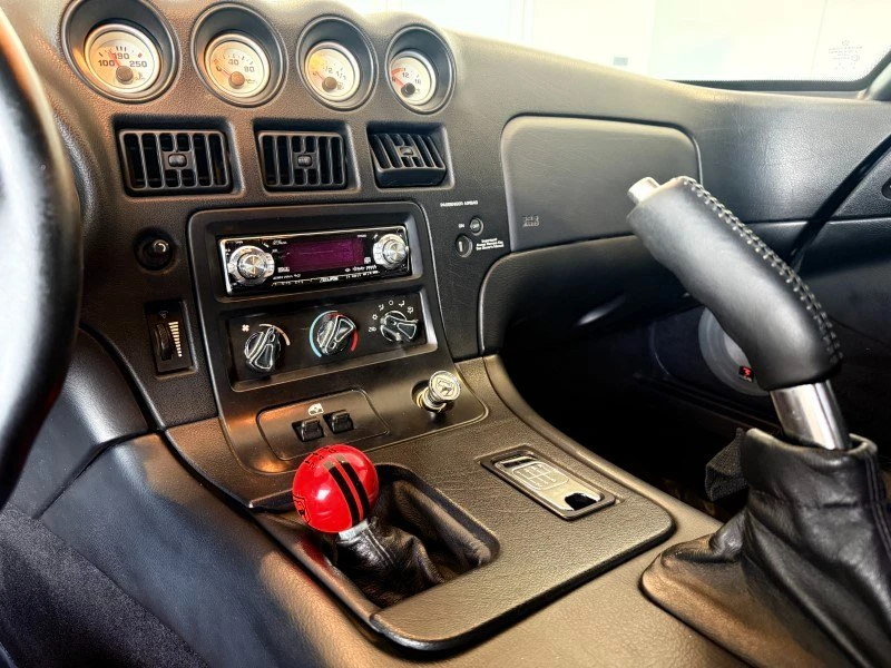 2000 Dodge Viper 2nd Gen - Image 14 of 19