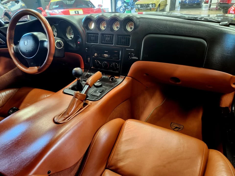 2000 Dodge Viper 2nd Gen - Image 15 of 17
