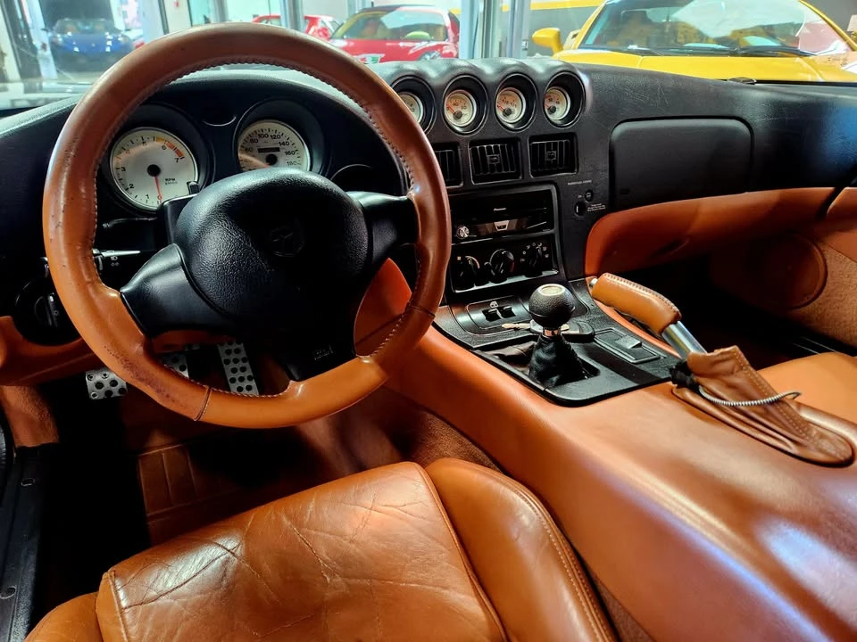 2000 Dodge Viper 2nd Gen - Image 12 of 17