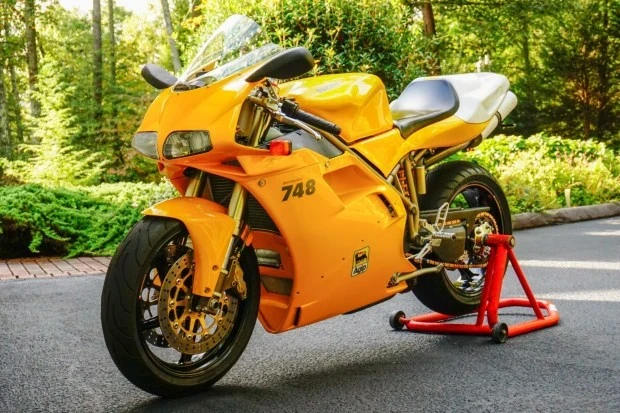2000 Ducati 748 - Image 3 of 7