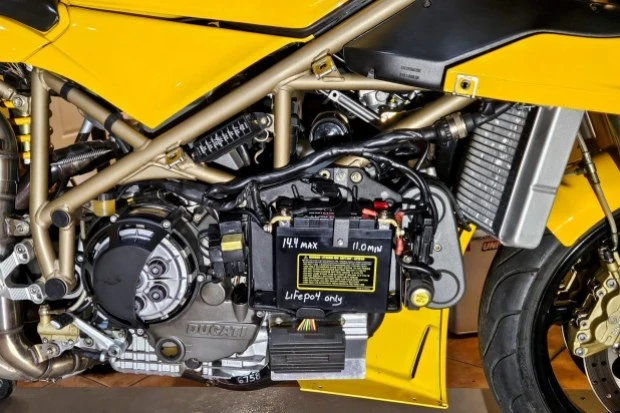2000 Ducati 748 - Image 5 of 7