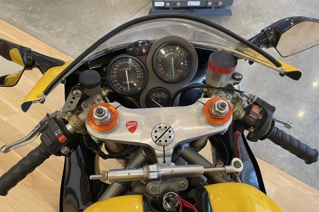 2000 Ducati 748 - Image 4 of 7