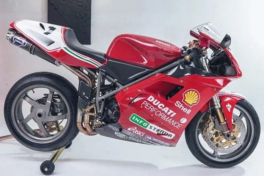 2000 Ducati 748S