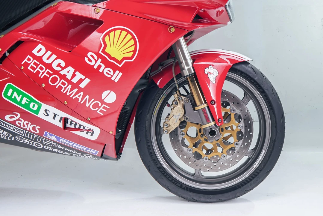 2000 Ducati 748 - Image 10 of 31
