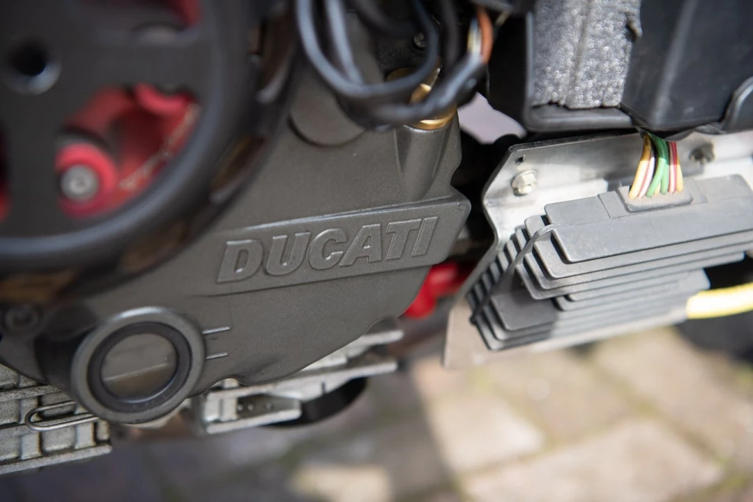 2000 Ducati 996 - Image 10 of 30