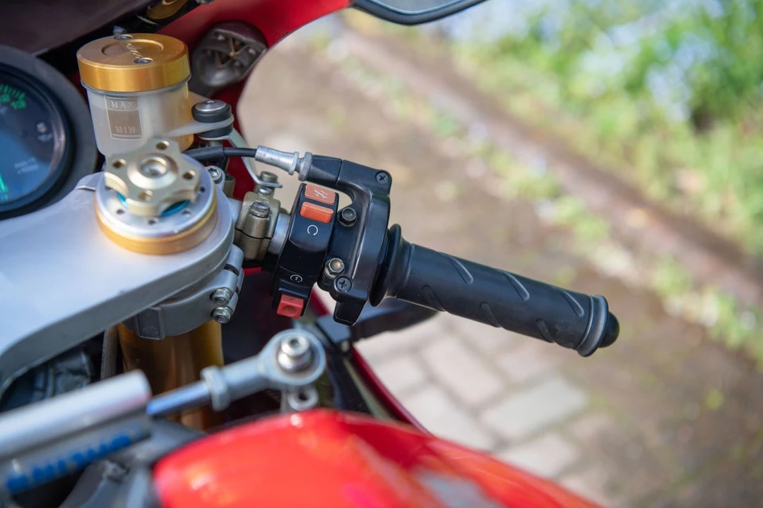 2000 Ducati 996 - Image 30 of 30