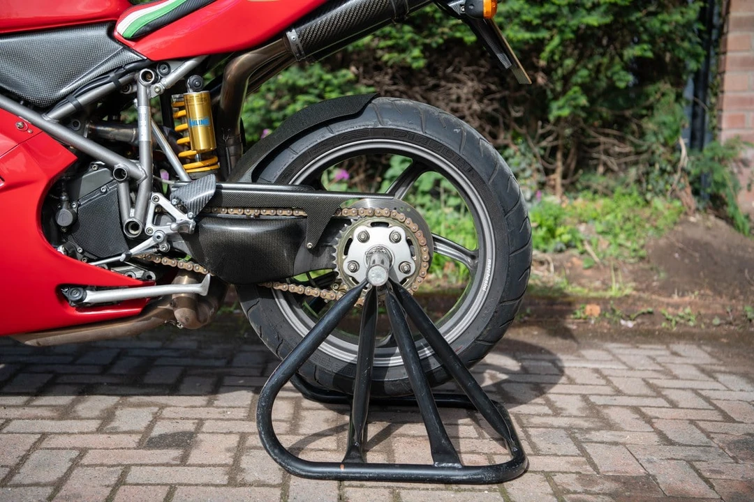 2000 Ducati 996 - Image 19 of 30