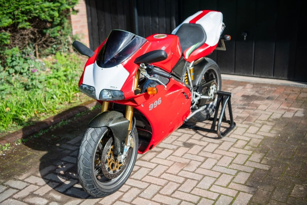 2000 Ducati 996 - Image 11 of 30
