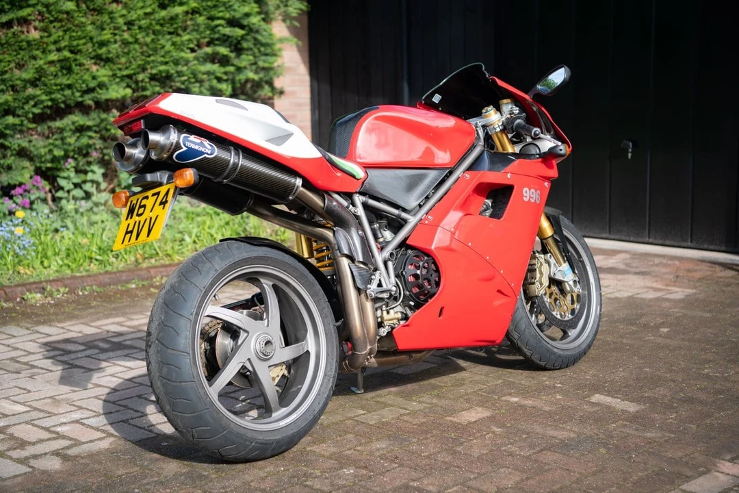 2000 Ducati 996 - Image 15 of 30