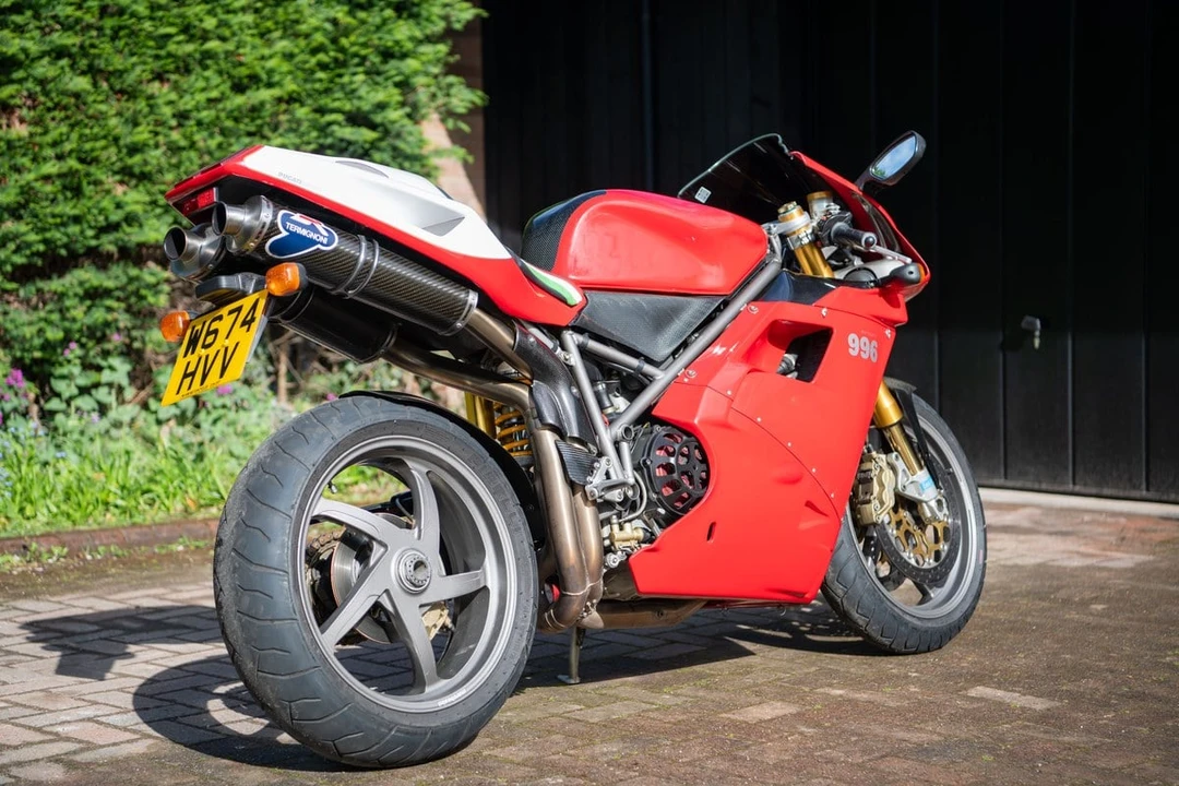 2000 Ducati 996 - Image 16 of 30