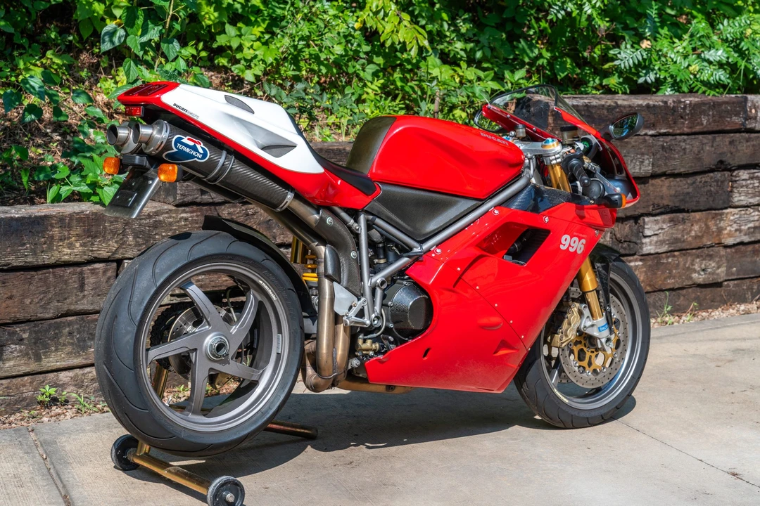 2000 Ducati 996 - Image 4 of 31