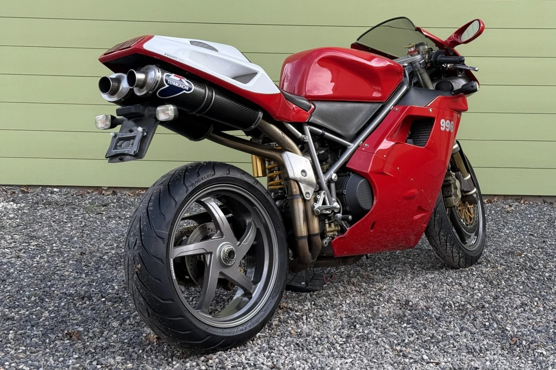 2000 Ducati 996 - Image 3 of 8