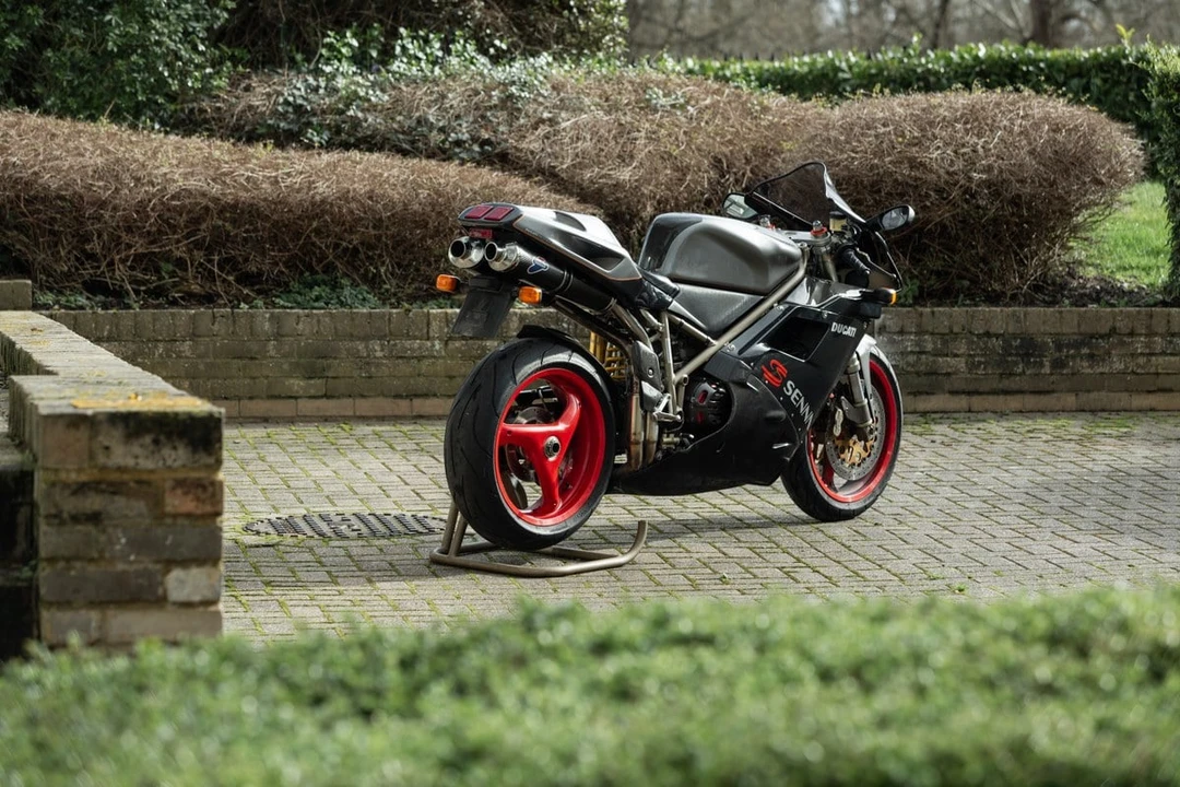 2000 Ducati 916 - Image 3 of 30
