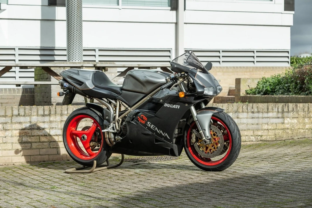 2000 Ducati 916 - Image 2 of 30