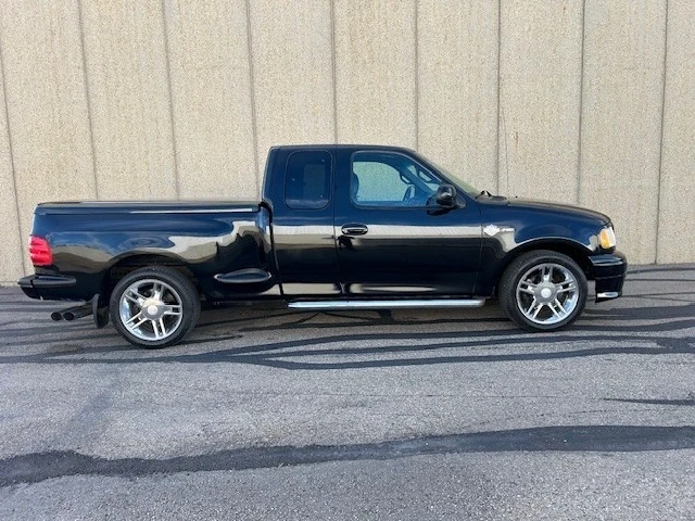 2000 Ford F-150 10th Gen - Image 2 of 14