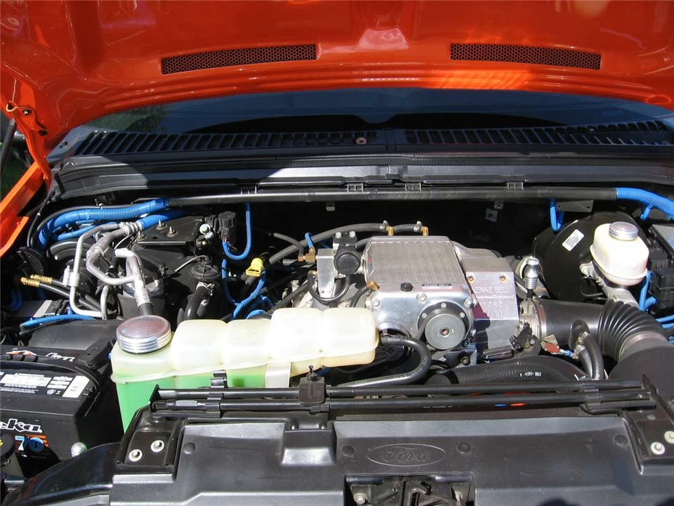 2000 Ford Excursion - Image 3 of 5