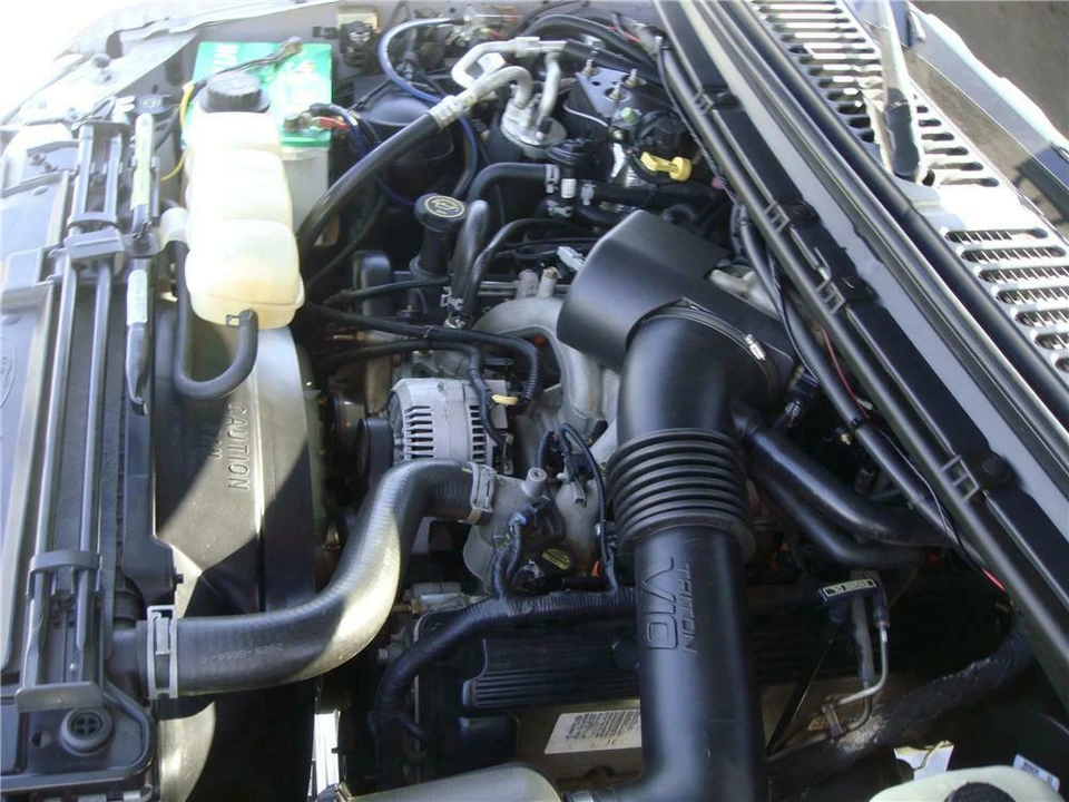 2000 Ford Excursion - Image 3 of 5