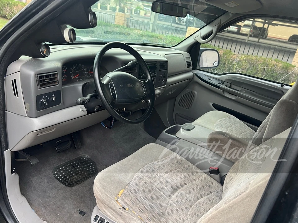 2000 Ford Super Duty 1st Gen - Image 8 of 9
