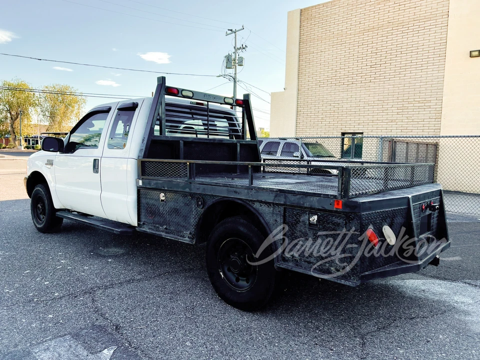 2000 Ford Super Duty 1st Gen - Image 2 of 9