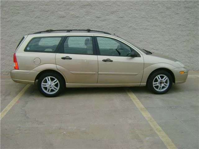 2000 Ford Focus 1st Gen - Image 7 of 12