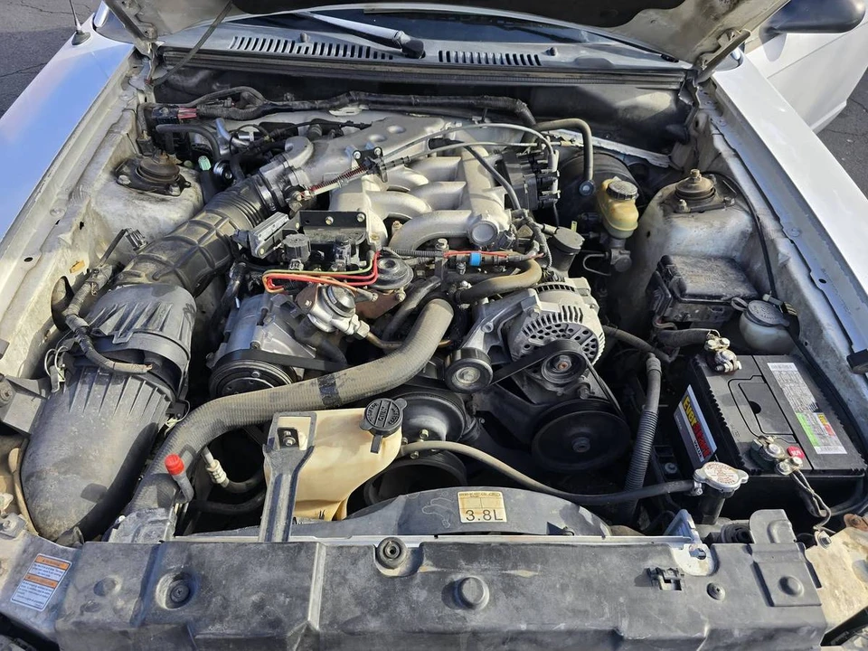 2000 Ford SN95 Mustang - Image 11 of 18