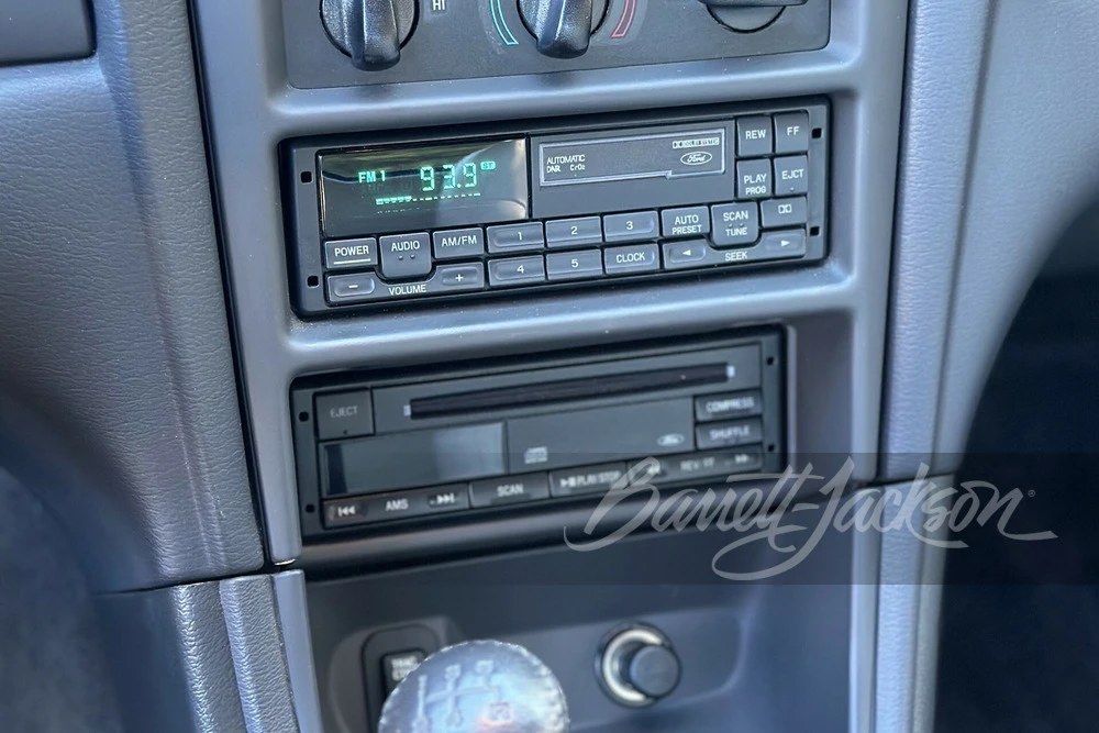 2000 Ford SN95 Mustang - Image 13 of 28