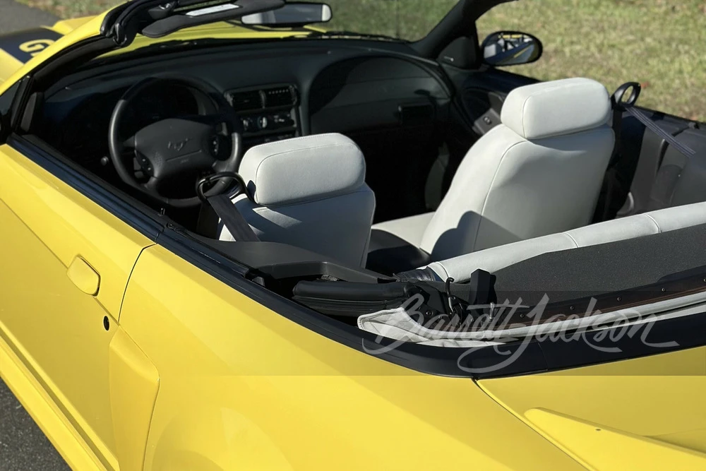 2000 Ford SN95 Mustang - Image 25 of 28