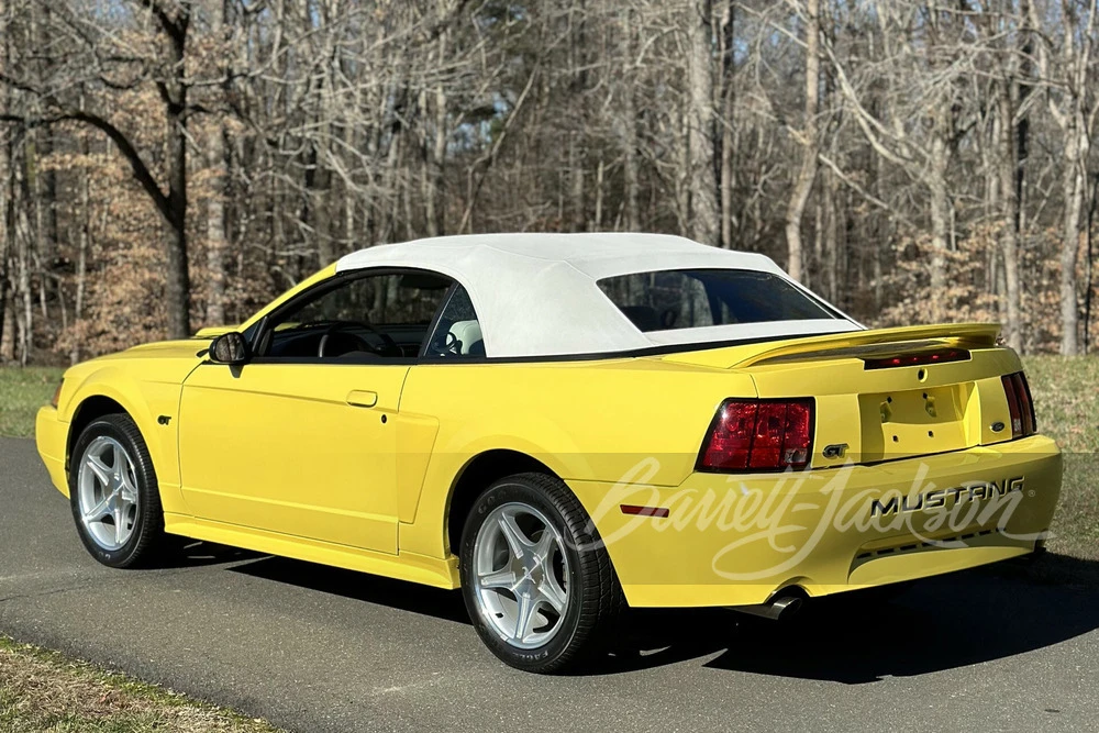 2000 Ford SN95 Mustang - Image 26 of 28