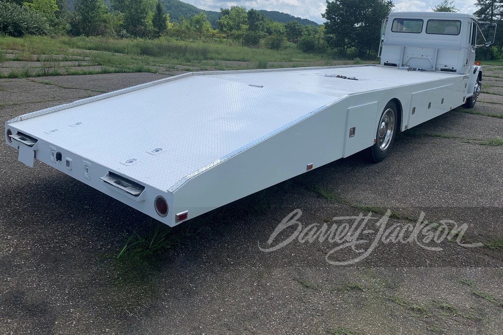 2000 Freightliner - Image 14 of 15