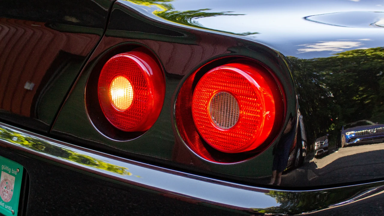 2000 Ferrari 550 Maranello - Image 14 of 31