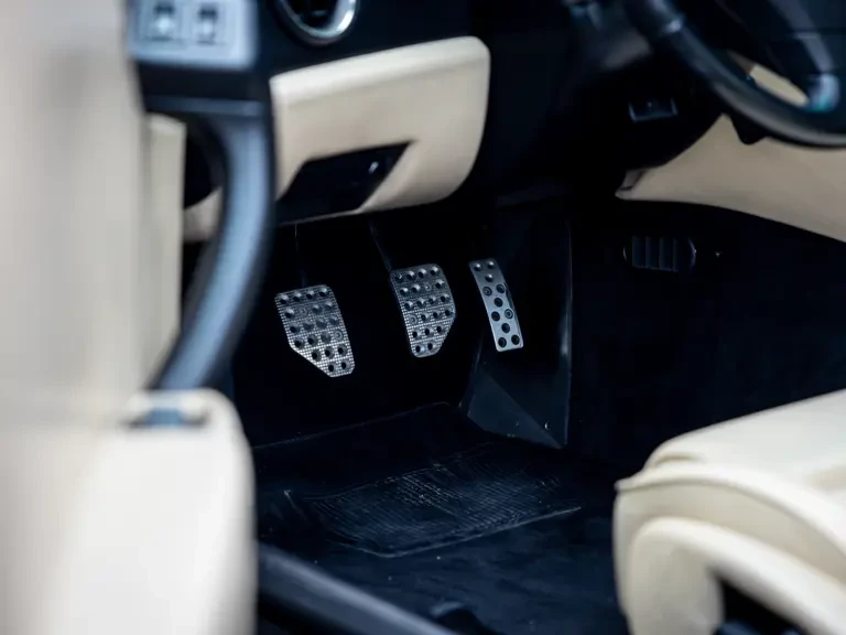 2000 Ferrari 550 Maranello - Image 18 of 31