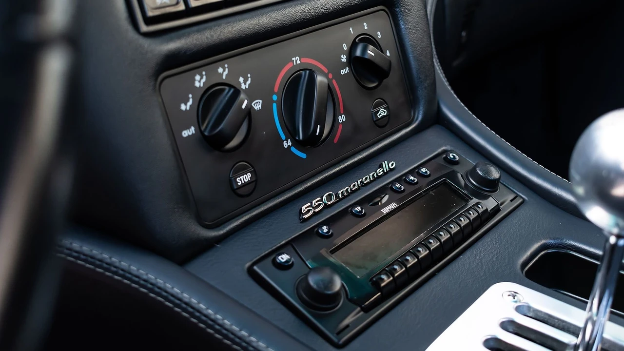 2000 Ferrari 550 Maranello - Image 12 of 31
