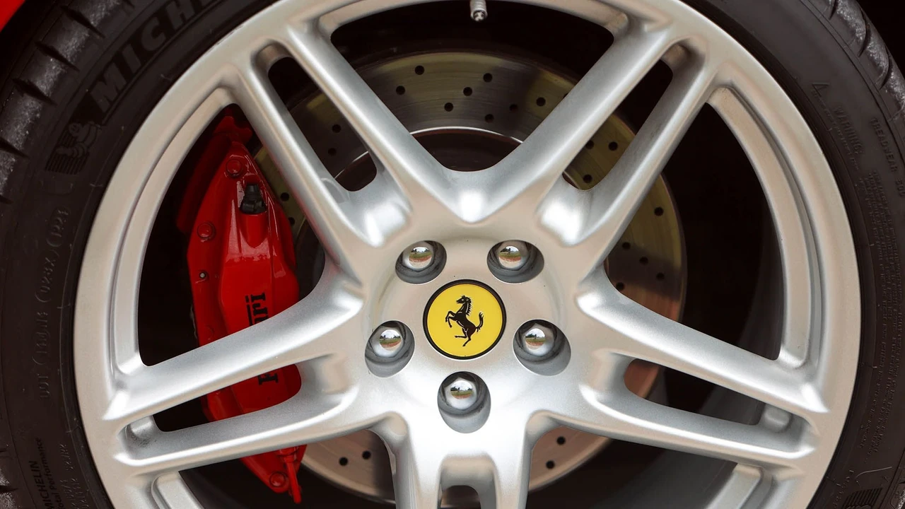 2000 Ferrari 550 Maranello - Image 19 of 31