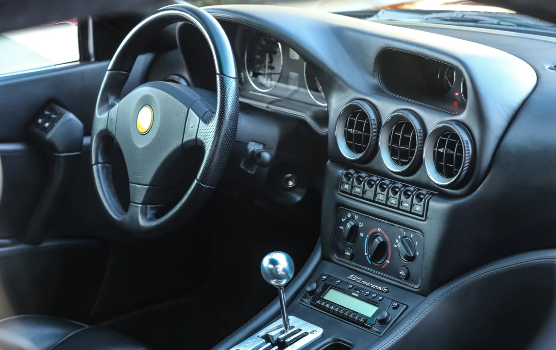 2000 Ferrari 550 Maranello - Image 27 of 31