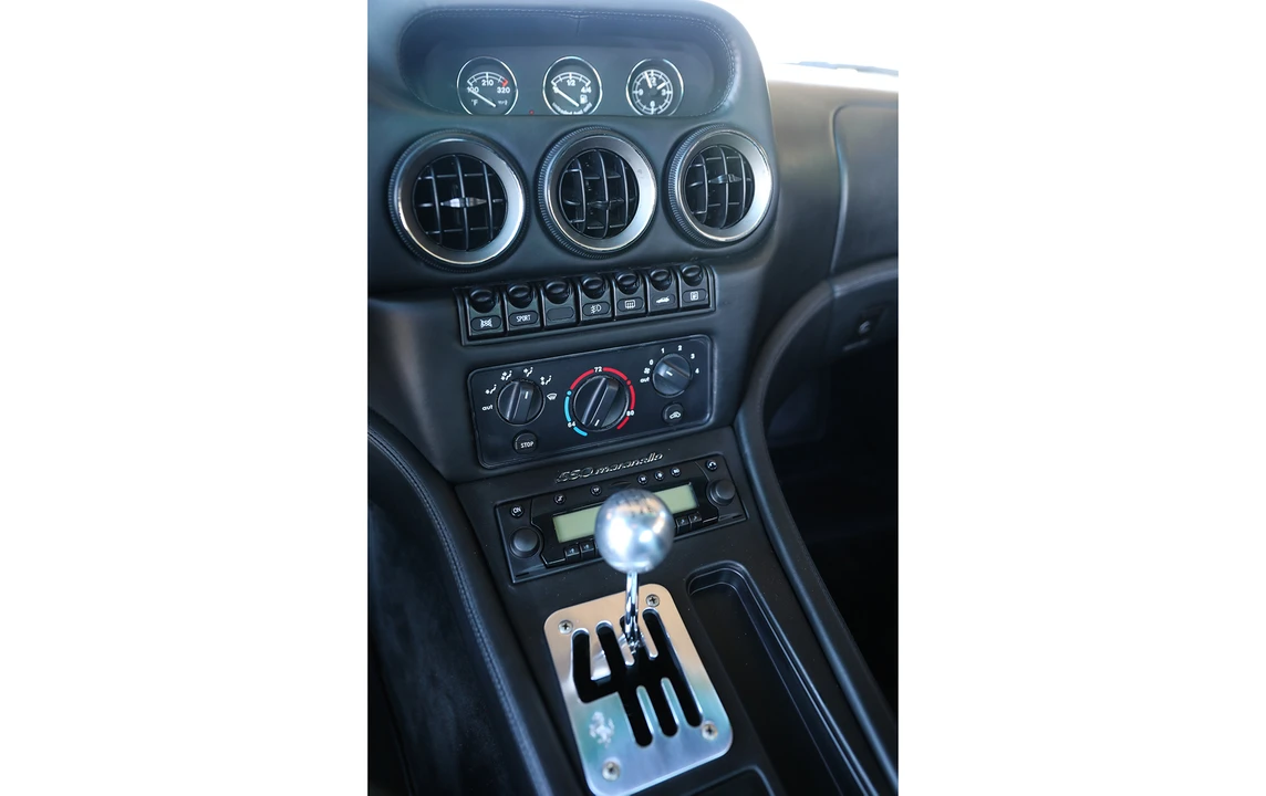 2000 Ferrari 550 Maranello - Image 25 of 31